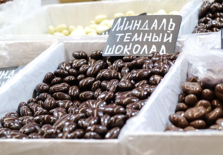 Компонент в тёмном шоколаде поможет омолодиться, заявили учёные