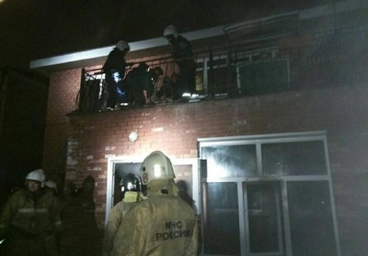 Крупный пожар в Сочи унес жизнь человека. Кто он – неизвестно