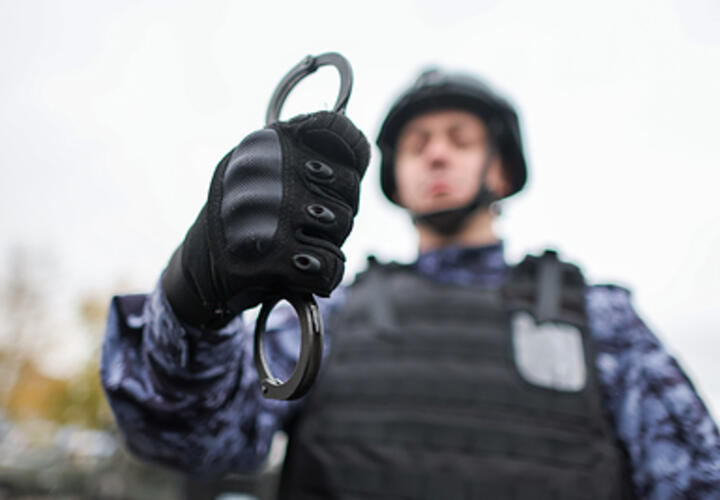 На Кубани и в других российских регионах задержали граждан РФ, которые по заданию спецслужб Украины поджигали автомобили правоохранителей и пытались повредить промышленные объекты