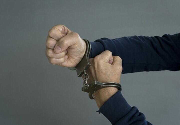 Начальника полиции крупного российского города задержала ФСБ за разглашение гостайны