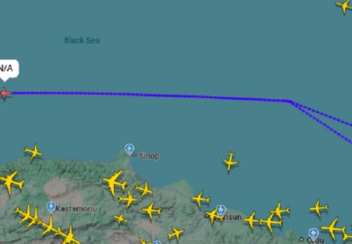 От разовых полетов к дежурству: над Черным морем вновь кружит самолет-шпион НАТО