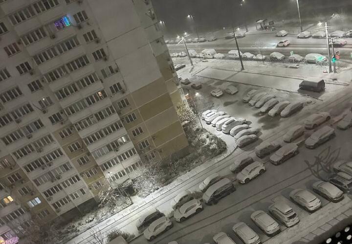 Первый большой снег: кубанцы проснулись в зимней сказке