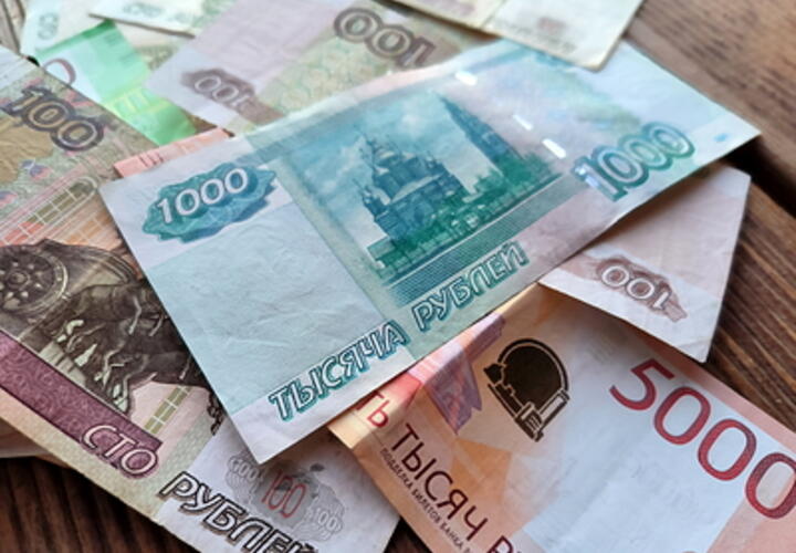 По «схеме Долиной»: рынок вторичного жилья в РФ падает на фоне феноменальной аферы с продажей квартиры известной артистки