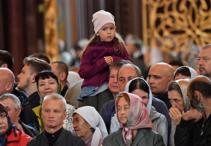  Всемирный день почв, Прокопьев день, первый день охоты на ведьм в Европе, спуск первого атомного ледокола «Ленин»