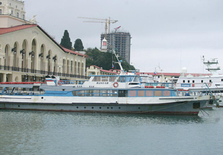 В Сочи стреляют. Жителей просят не впадать в панику