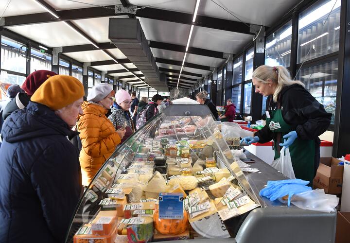 В январские праздники торговые площадки работать не будут