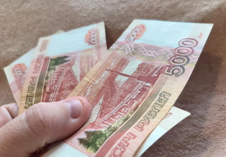 Суд отправил правоохранителя под стражу