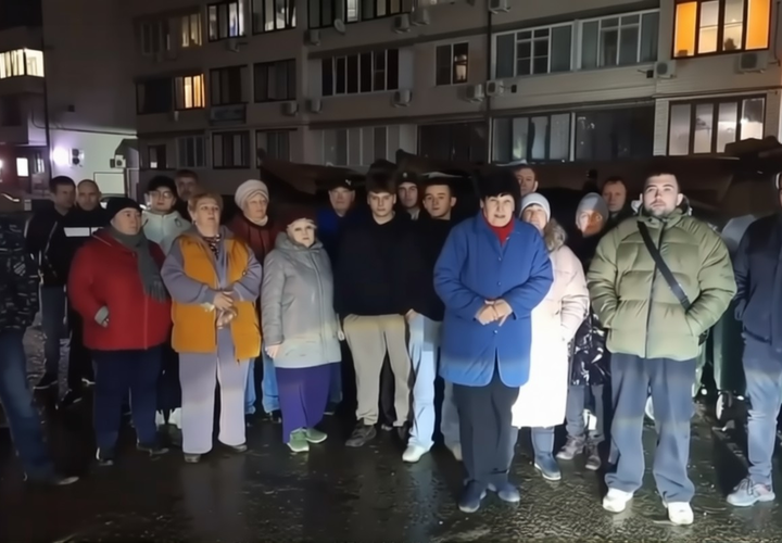 Жители Музыкального микрорайона в Краснодаре записали жалобы Путину