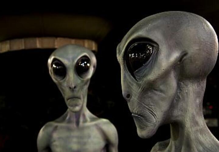 Больше невозможно скрывать: засекреченная информация о контактах с НЛО станет известна общественности в 2026 году