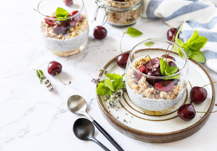 Разбираемся, почему модный суперфуд может навредить желудку