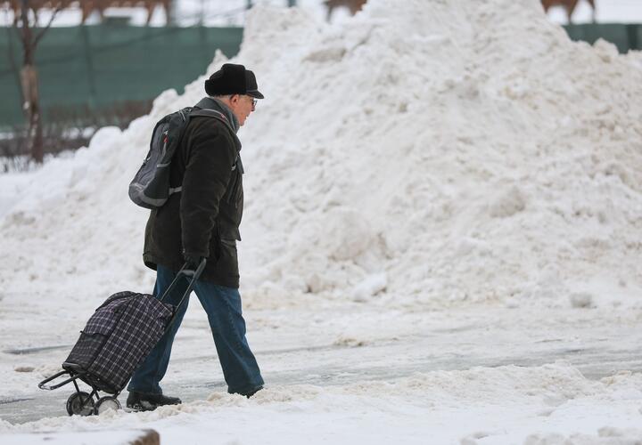 Кому поднимут пенсии в феврале 2026?