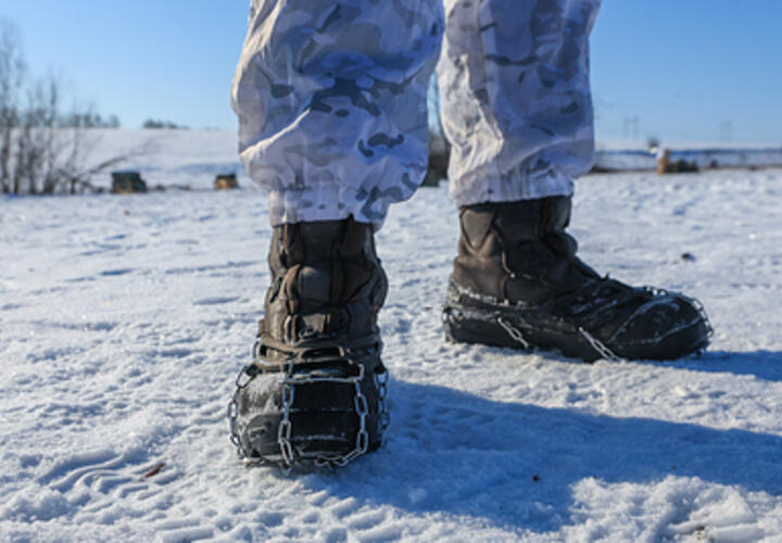  Непростая задача: врач рассказала, какой должна быть обувь в зимний период