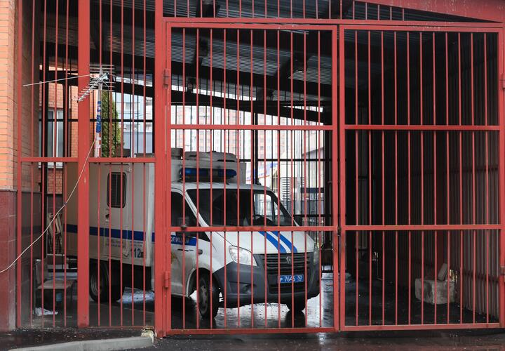 Получил по заслугам? У бывшего главы Верховного суда Адыгеи Трахова забрали имущество на 13 млрд, которое он приобрёл незаконно