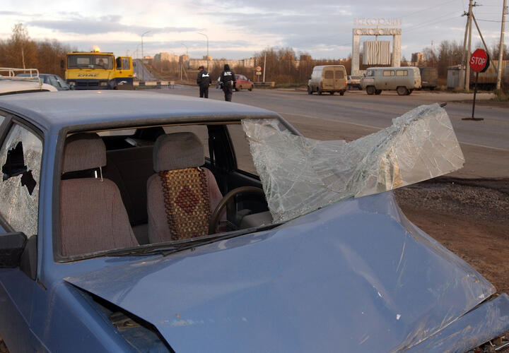 В Ростове-на-Дону повреждены 10 авто