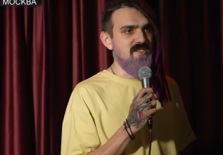 Стендап-комик из Ейска в суде не признал вину по делу об оскорблении чувств верующих