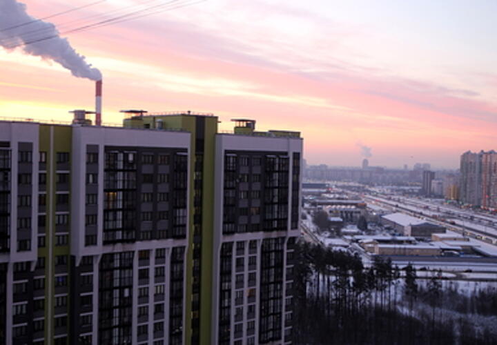 Трамп объявил о чрезвычайном положении, Великобритания готовит новые санкции: что произошло, пока вы спали