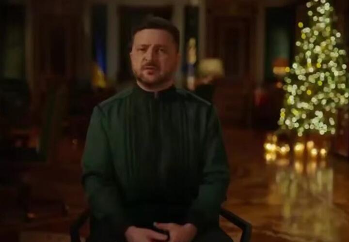 «Украина хочет мира, но не любой ценой»: что сказал Зеленский в новогоднем поздравлении