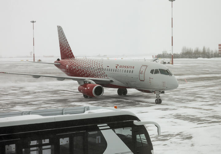 В аэропорту Сочи задерживаются несколько десятков рейсов из-за атаки беспилотников