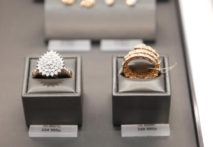 В Новороссийске завёлся воришка, крадущий драгоценности ради необычной цели