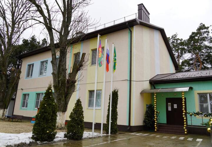 Какие работы провели в социальной инфраструктуре Крымского района Кубани, рассказал депутат