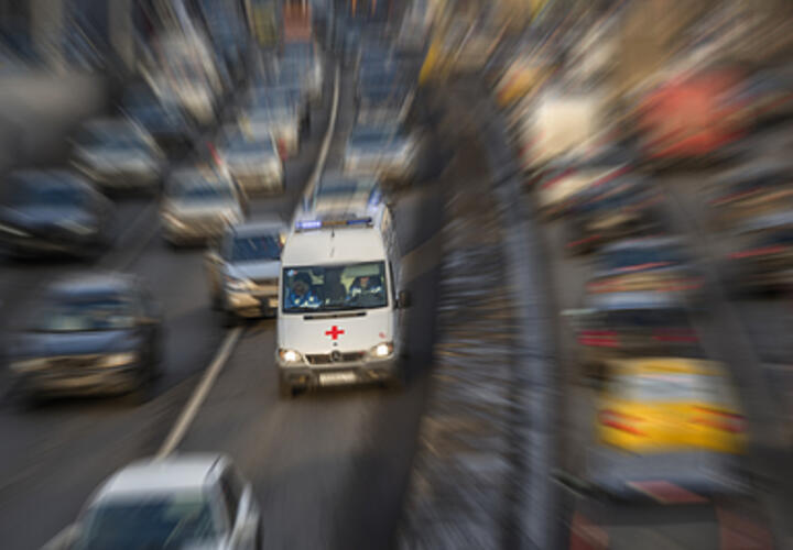 Проезд не для всех: жители Западного Обхода в Краснодаре блокируют дорогу