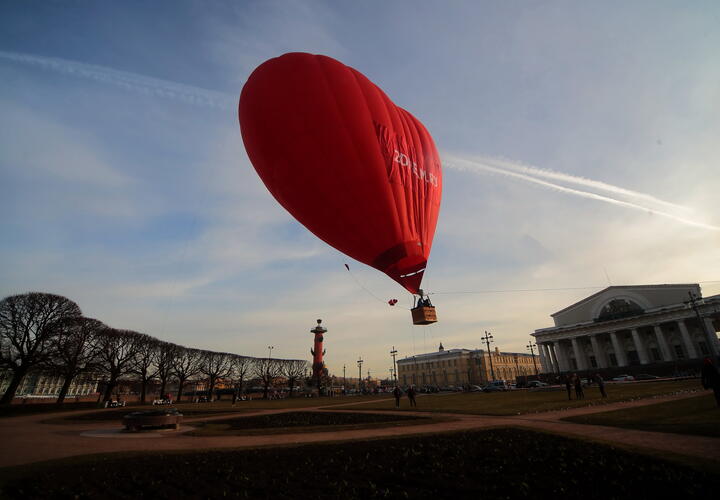 Святой Валентин - покровитель не только влюблённых, но и душевнобольных: интересные факты о приближающемся празднике