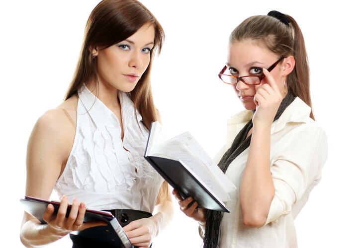 Три аферистки из Новороссийска обокрали десятки людей, открыв фиктивную финансовую организацию