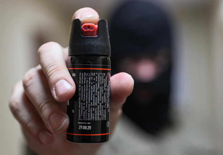 В Краснодаре 11-летний мальчик получил химический ожог лица, неизвестные распылили в его сторону перцовый баллончик