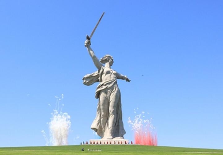 Волгограду вернули историческое название Сталинград