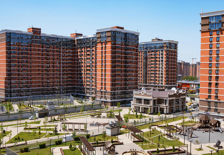 Девелопер DOGMA провел опрос среди жителей ЮФО и выяснил, что Западный обход Краснодара закрепился в числе локаций, которые покупатели недвижимости включают в список при выборе квартиры