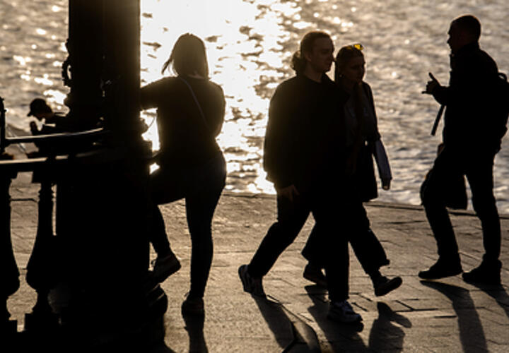 Черный дым поднялся над Краснодаром, метеорит пробил крышу дома: ТОП-5 за 9 марта