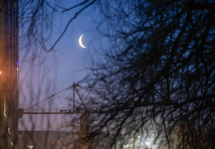 Депутат предложил повысить МРОТ до 60 тысяч, вывешивать мокрое белье на балконах в Краснодаре нельзя: ТОП-5 за 23 марта