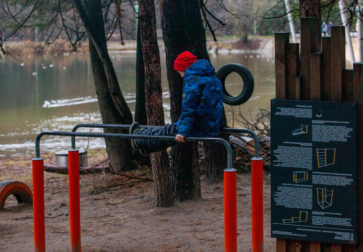 Есть категории людей, которым физкультура может не только не принести пользы, но и даже навредить