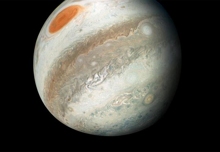 Львы смогут найти ответы на важные вопросы, у Стрельцов интуиция в вопросах денег будет на высоте