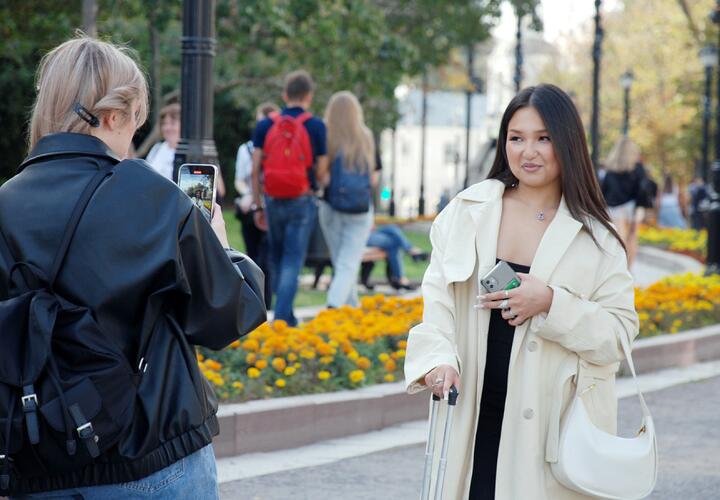 Весенний тренд на оверсайз захватывает молодежь