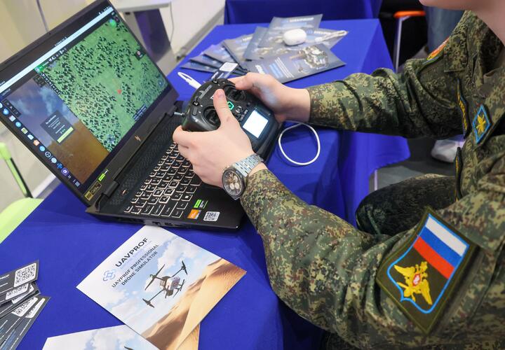 На Кубани опасно: в городах у Чёрного моря работает сирена, угрозу БПЛА объявили в Краснодаре, есть сбития