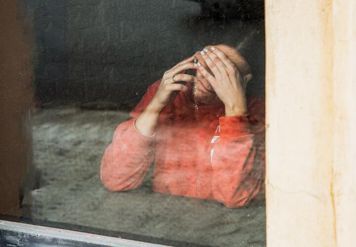 Каким образом люди остаются без денег?