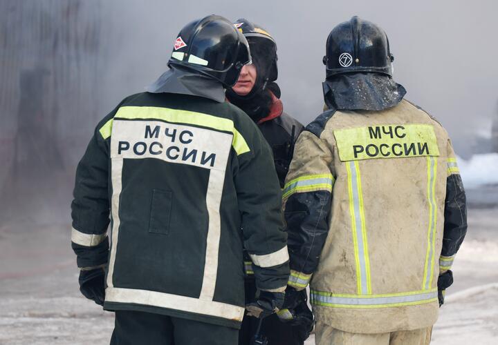 В Новороссийске ликвидируют пожар на топливном терминале