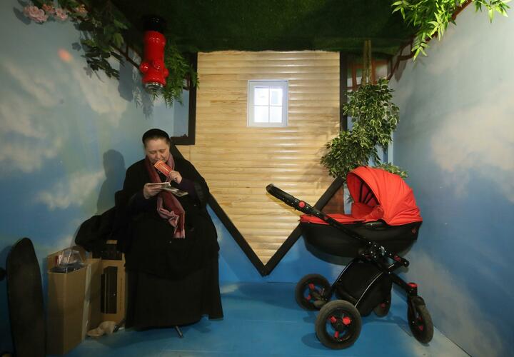 Поиздевались, посоветовав прокипятить телефон: мошенники вынудили бабушку-краснодарку отдать больше 5 млн