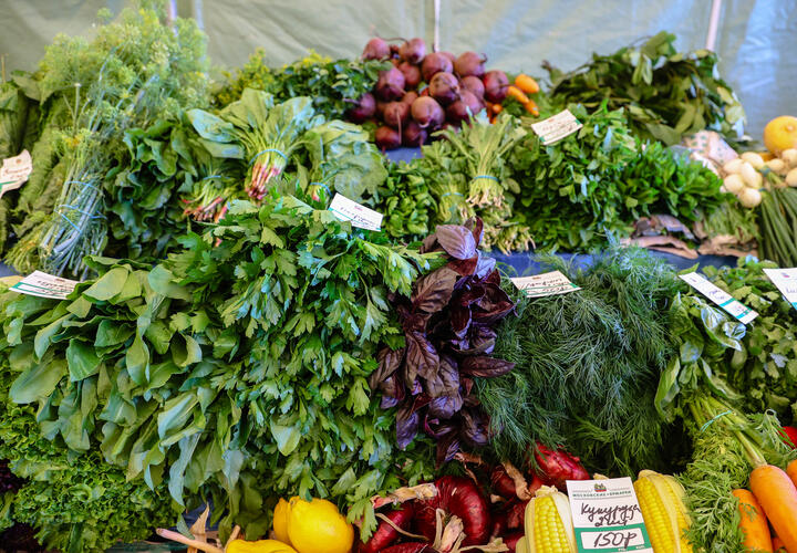 Горожане смогут купить фермерские продукты на семи торговых точках