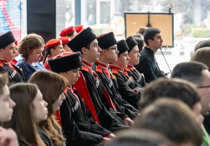 Участники познакомились с культурным многообразием региона и обсудили вопросы патриотизма