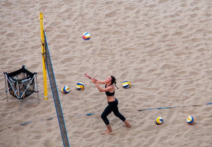 В парке 30-летия Победы в Краснодаре больше не строят площадку для пляжного спорта, и связано это с трагедией