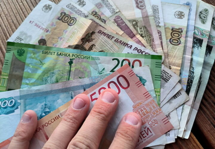 Житель Кубани вымогал 4 млн рублей у знакомой: угрожал раскрыть тайну об интиме