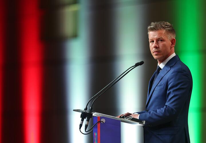 Петер Мадьяр