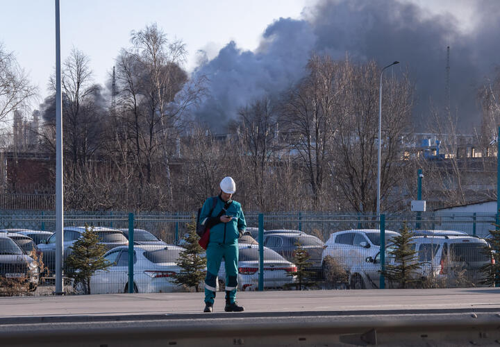Эвакуировали почти 1000 человек: в Ростове загорелась школа