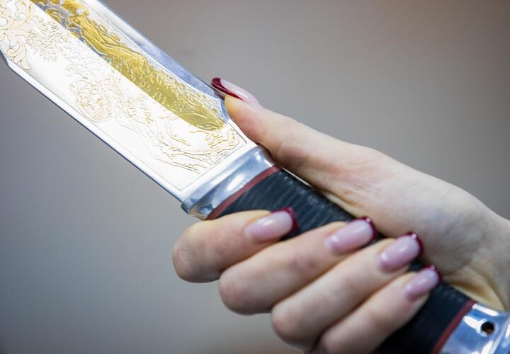 Из живота хлестала кровь, пока мужчина пытался позвать на помощь: кубанец погиб от рук собственной жены