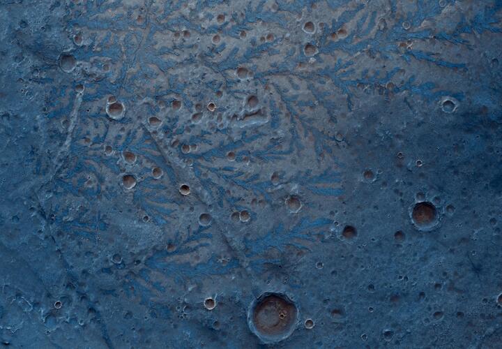 Китай и Америка поборются за право первыми сесть у кратера Шеклтона на Луне