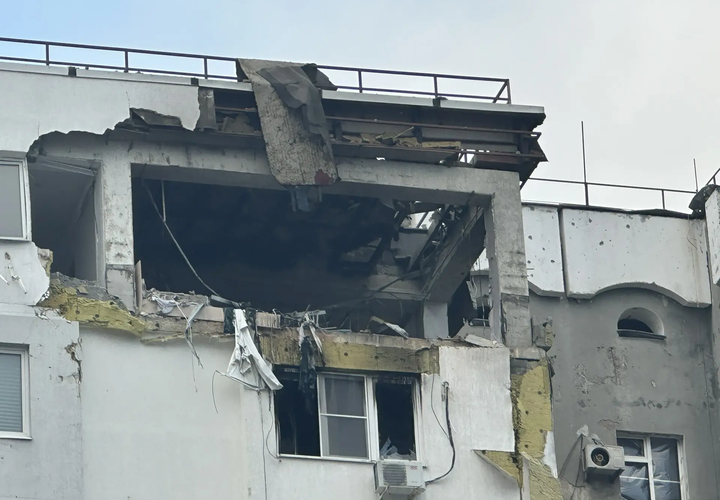 Новые кадры последствий атаки БПЛА на мирных жителей Новороссийска 