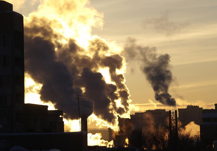 Очередной пожар на НПЗ в Туапсе спровоцировали упавшие обломки БПЛА