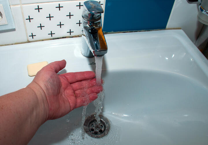 Пить воду из-под крана в Туапсе нельзя? Власти прокомментировали расхожую информацию